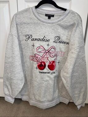 Harper&Ivvy Paradise Queen Cherry Graphic Sweatshirt - Light Gray/Pink/Red